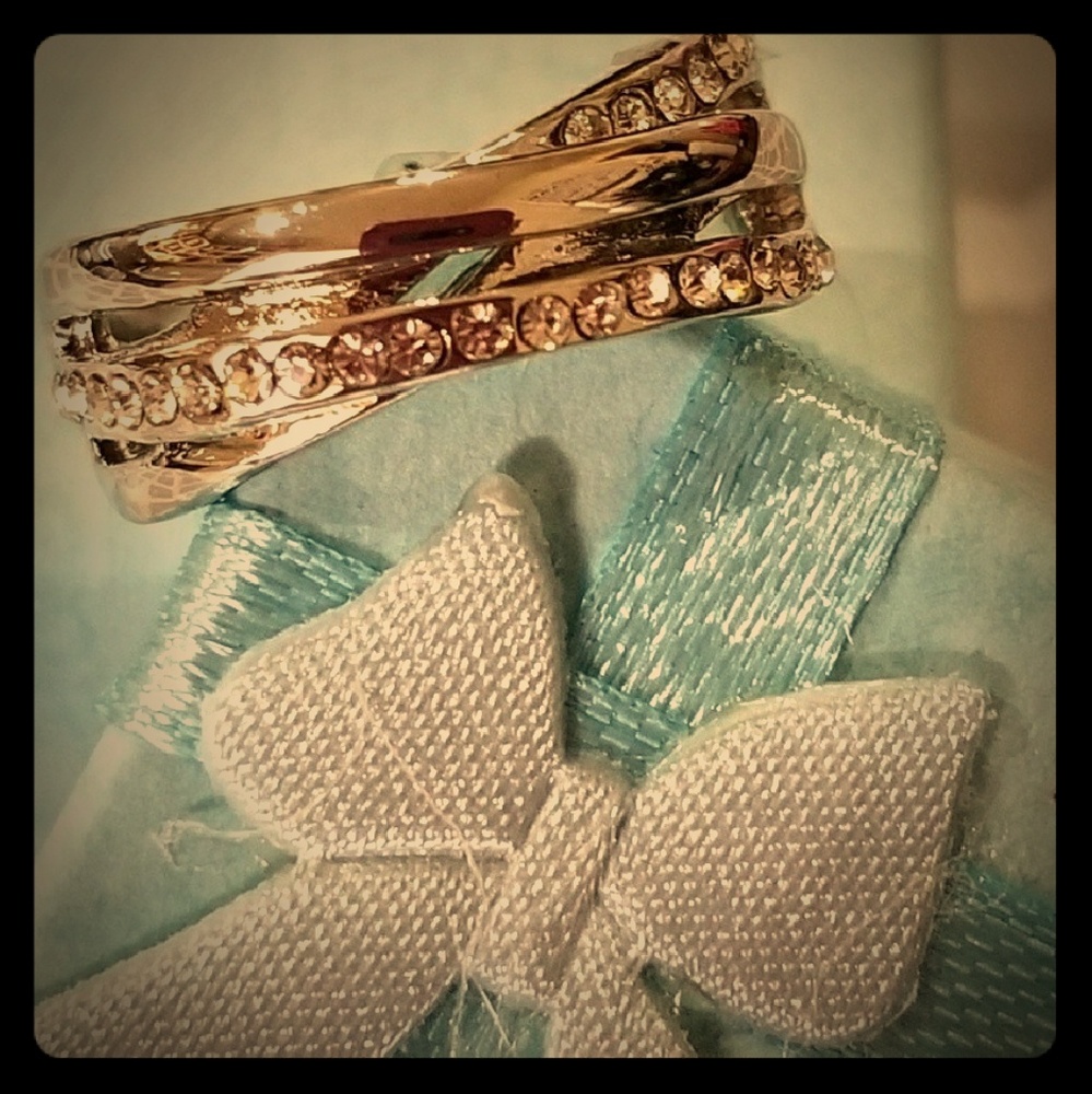Stunning Sterling Silver Ring